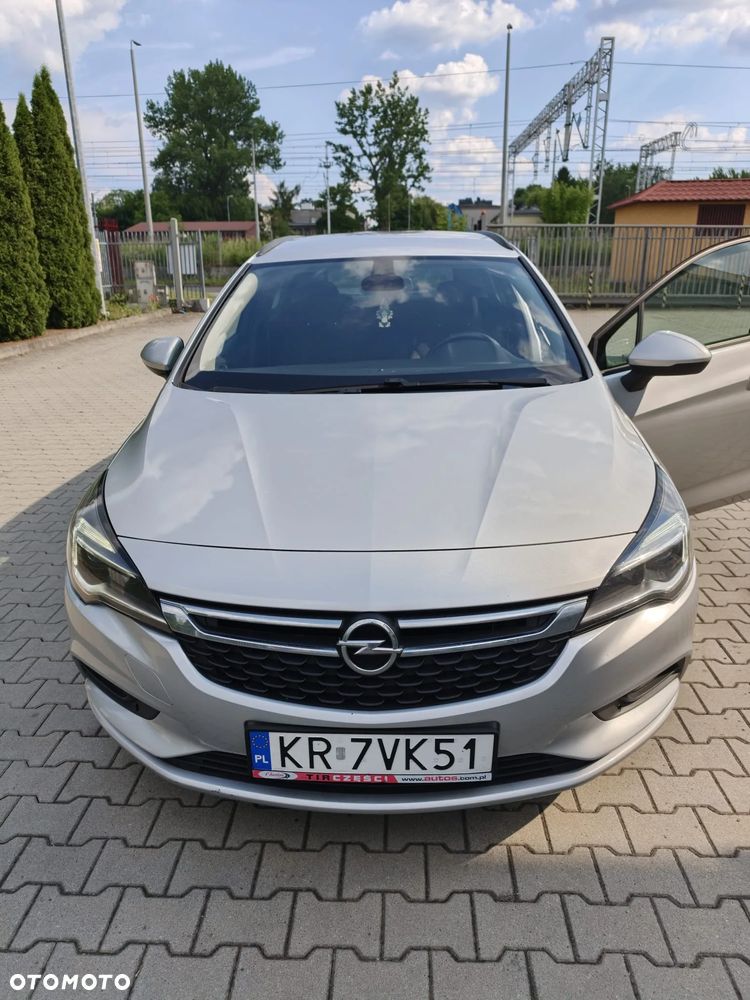 Opel Astra 1.6 D (CDTI) Start/Stop Business - 9