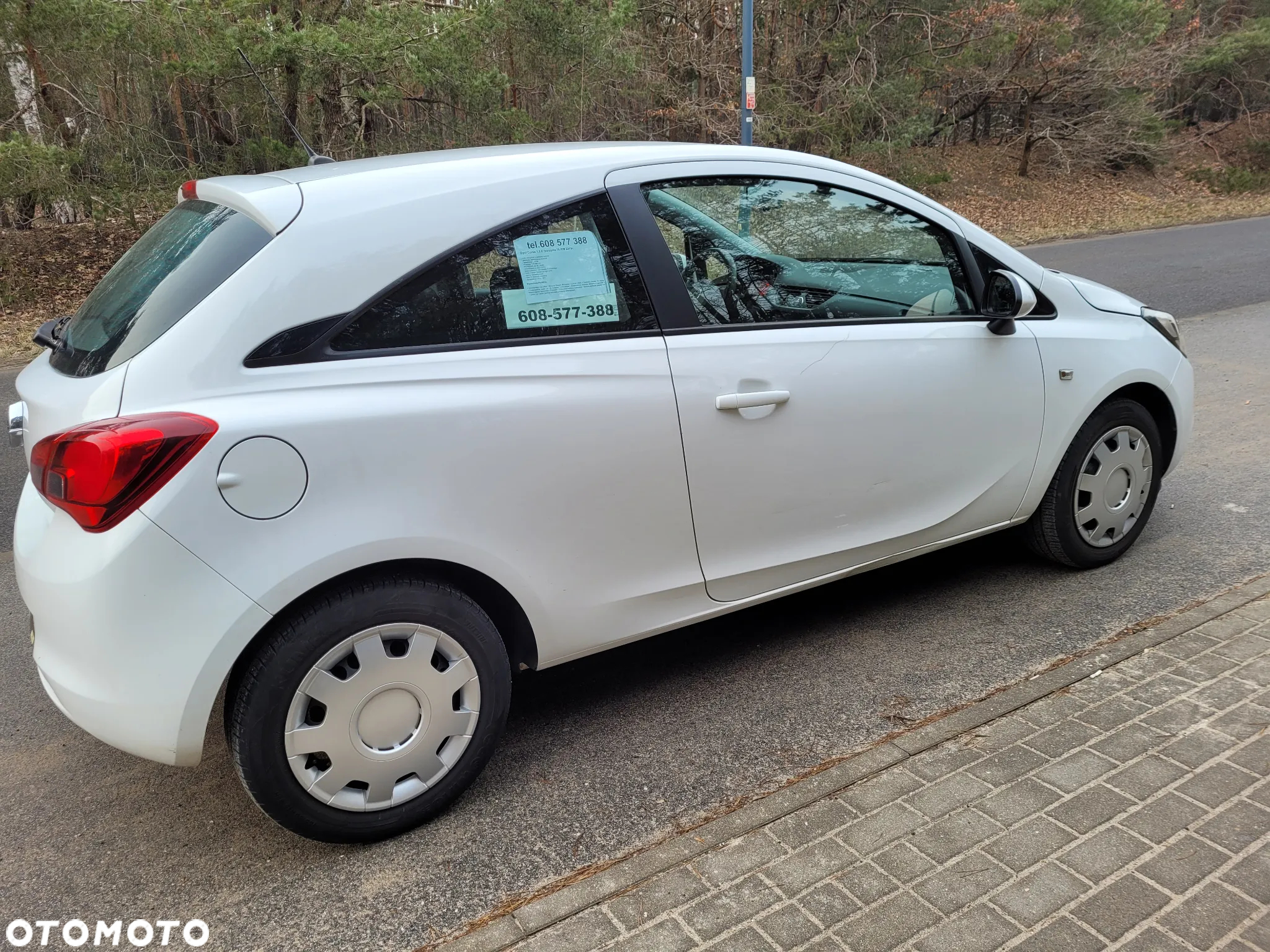 Opel Corsa 1.2 16V Enjoy - 9