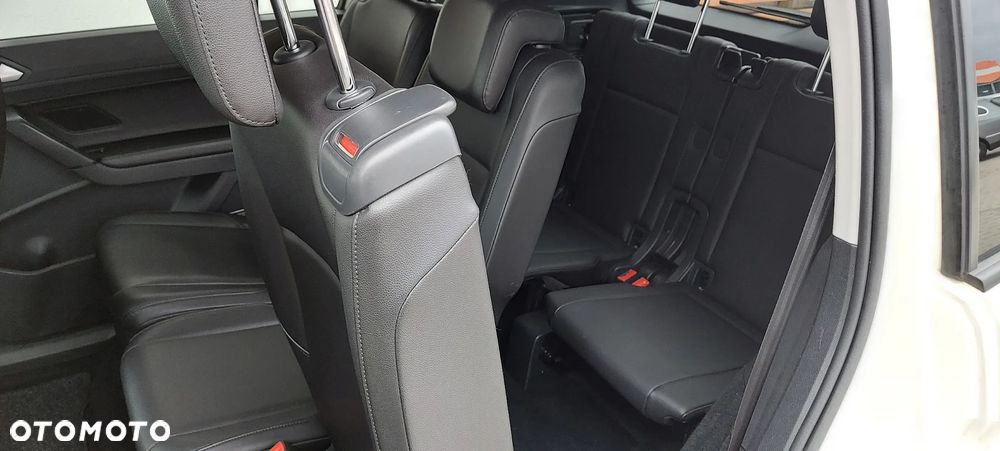 Volkswagen Touran 2.0 TDI BMT Comfortline Plus DSG - 32