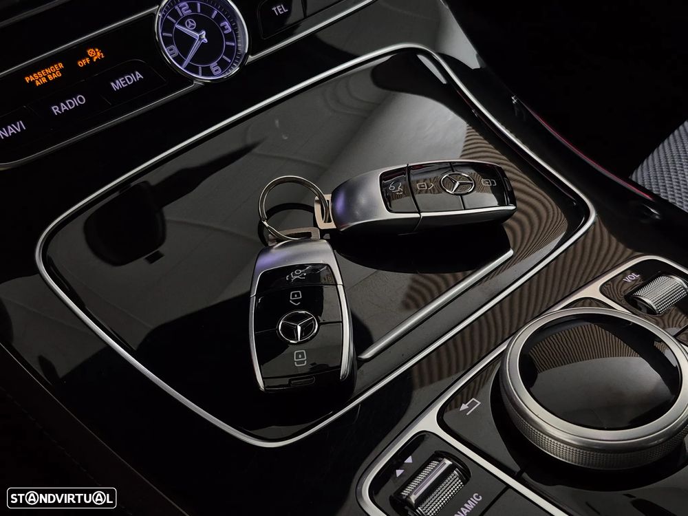 Mercedes-Benz E 220 d Avantgarde - 40