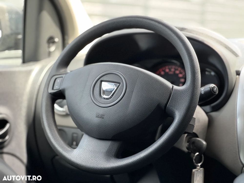 Dacia Lodgy dCi 90 Laureate - 7