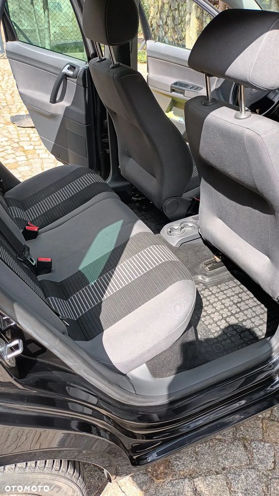 Volkswagen Polo - 10