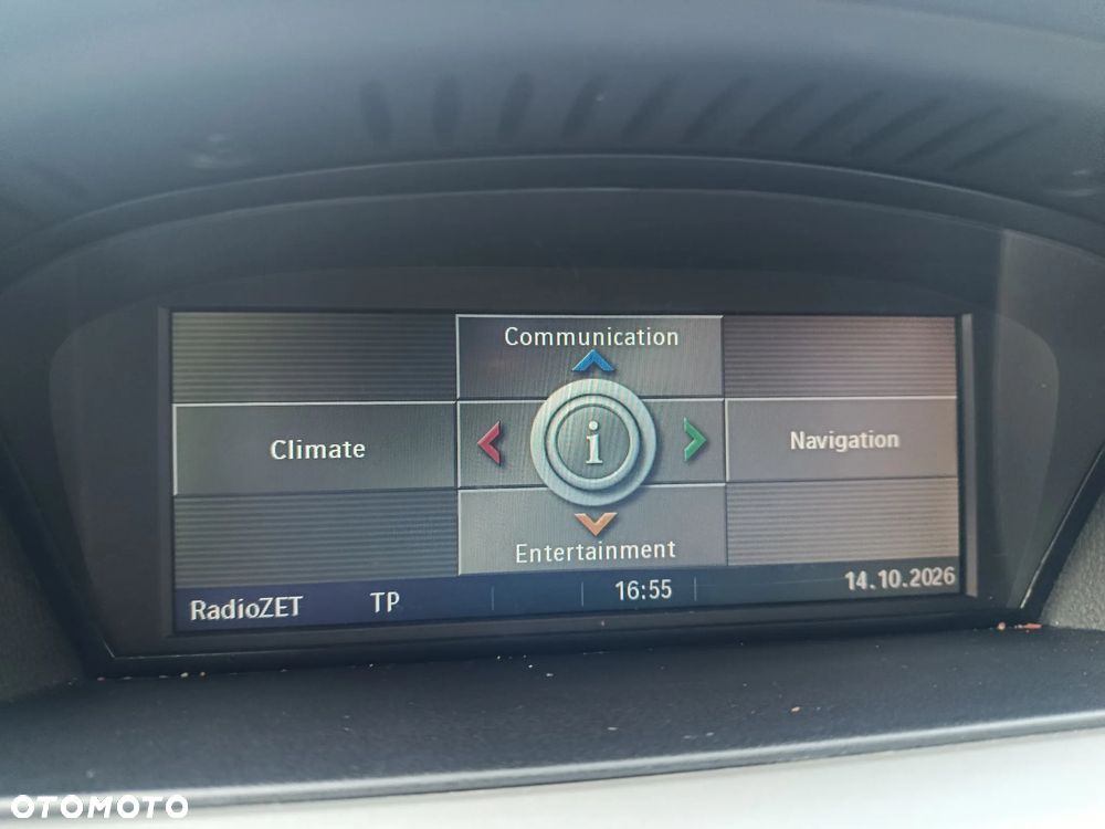 BMW Seria 3 325i - 21