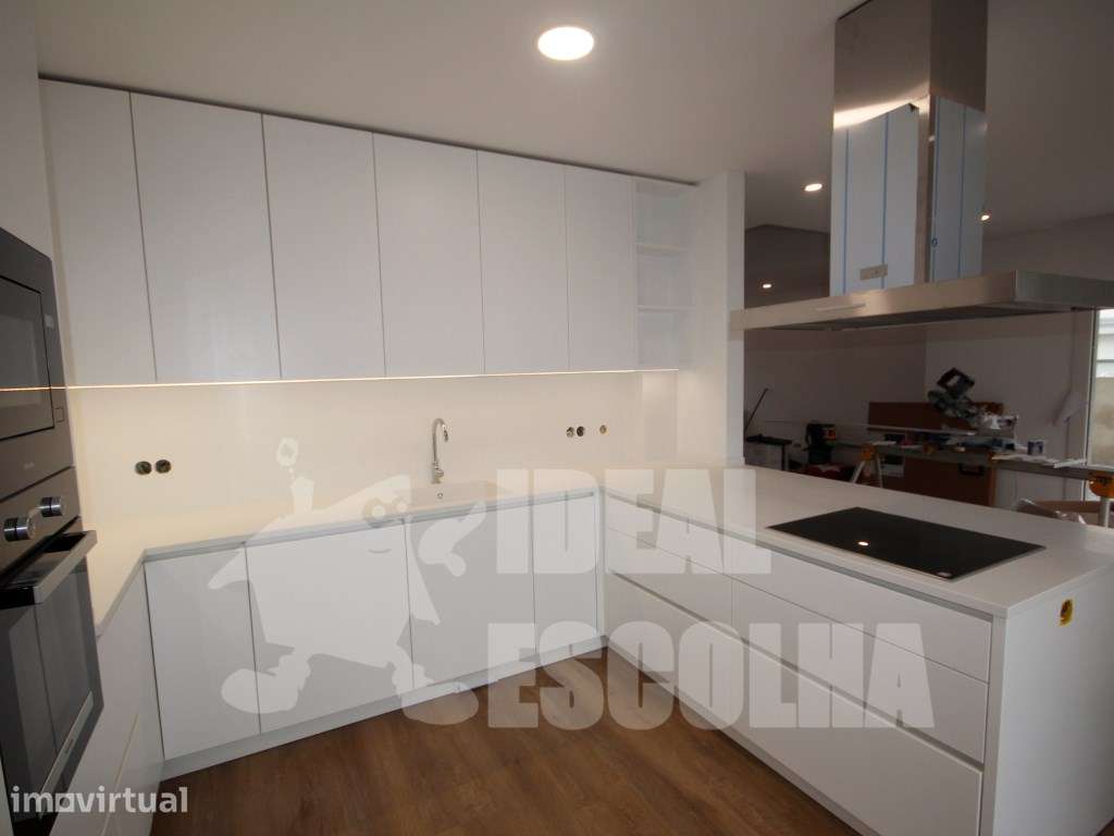 MORADIA 685 000€ FOROS DE AMORA. - Grande imagem: 2/27