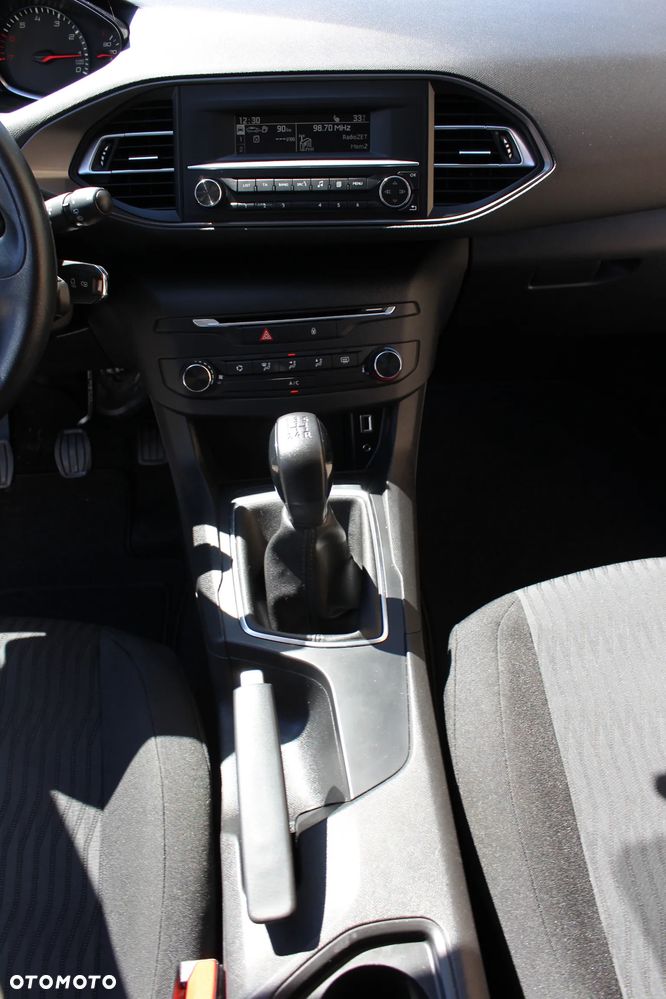Peugeot 308 - 18