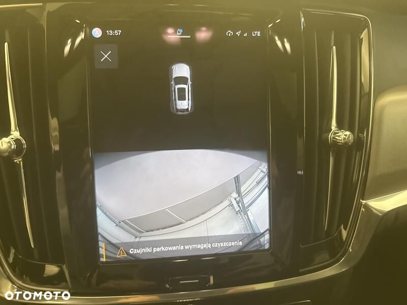 Volvo V90 B5 D AWD Ultimate Dark - 17