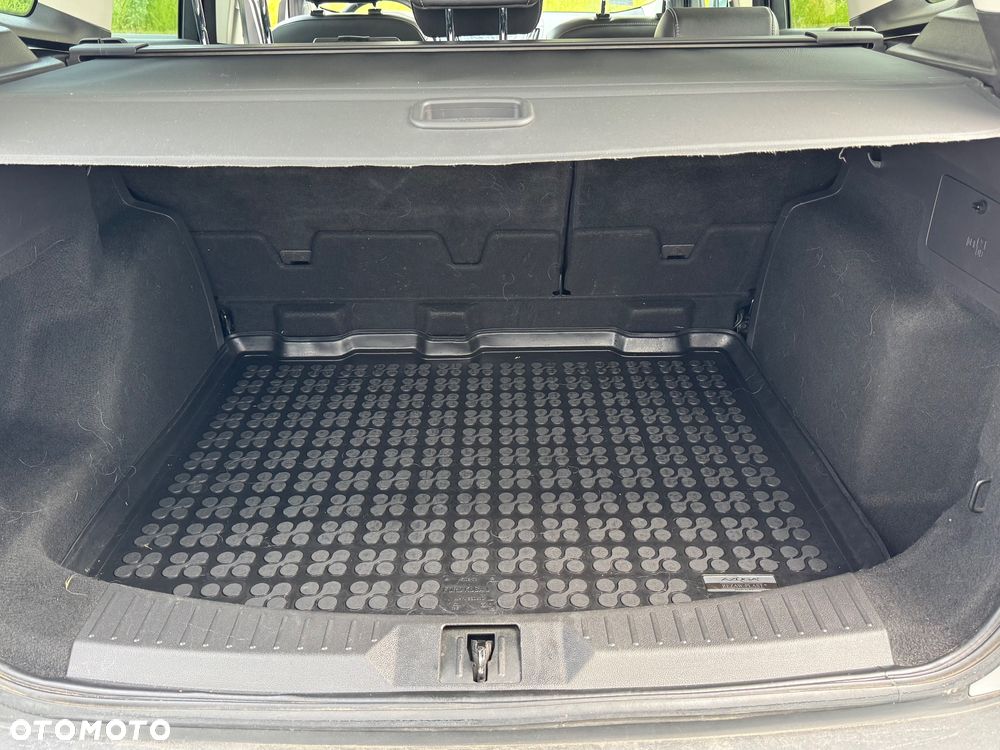 Ford Kuga 2.0 TDCi Titanium MPS6 - 24