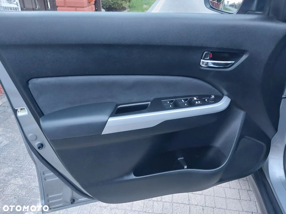 Suzuki Vitara 1.6 DDiS (4x2) Comfort+ - 11