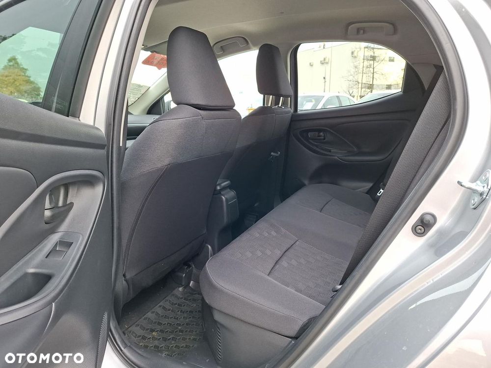 Toyota Yaris Hybrid 1.5 Style - 17