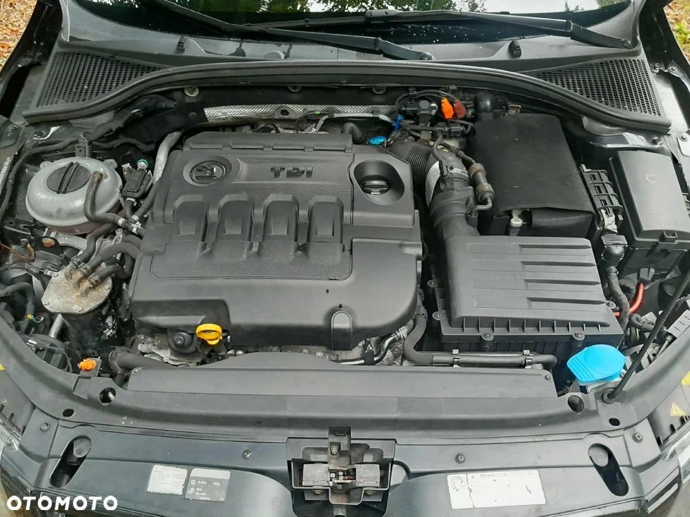 Skoda Octavia 2.0 TDI RS DSG - 31