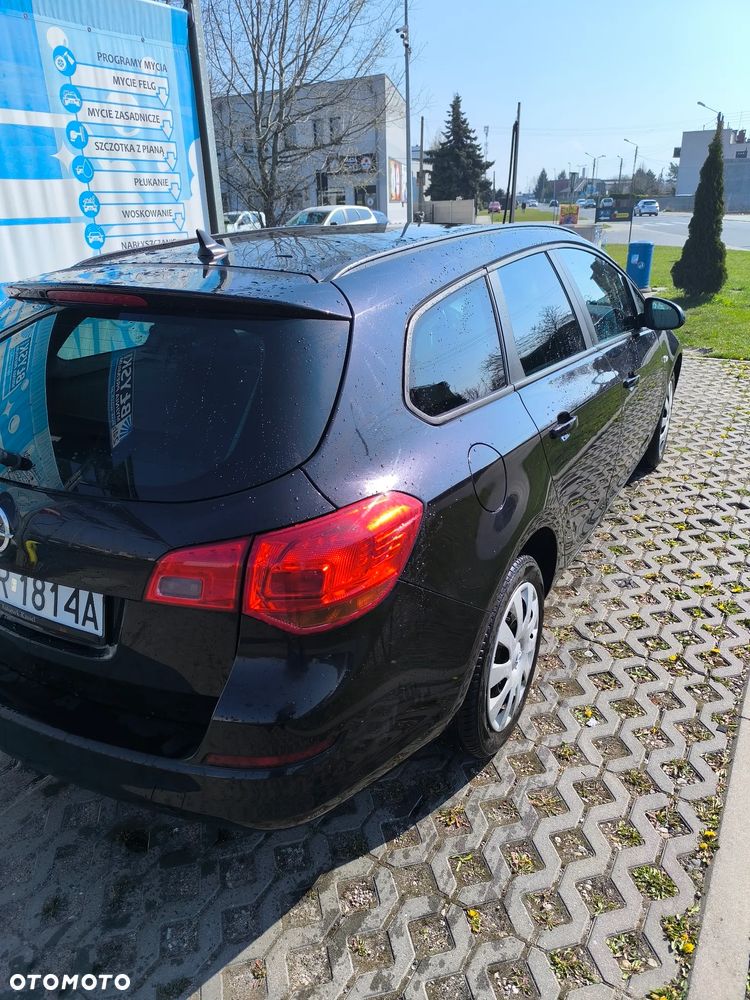 Opel Astra 1.7 CDTI DPF Cosmo - 2