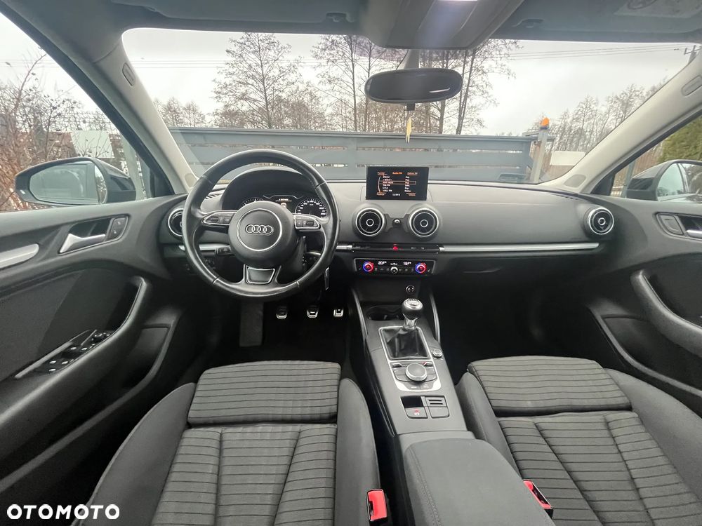 Audi A3 Limousine 2.0 TDI S line Sportpaket - 23