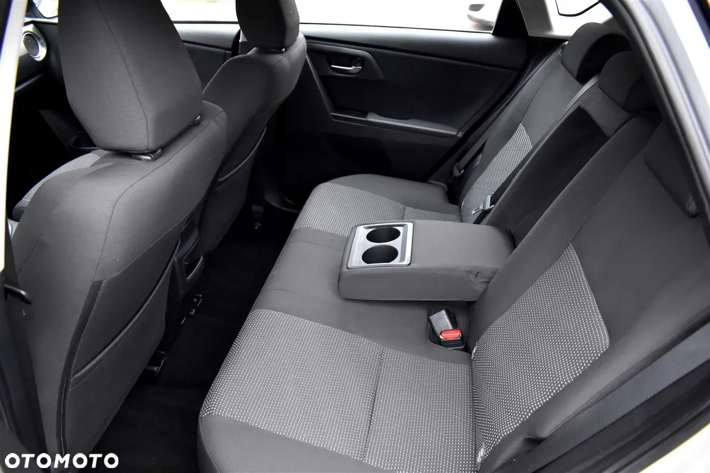Toyota Auris 1.6 Sprint MS - 16