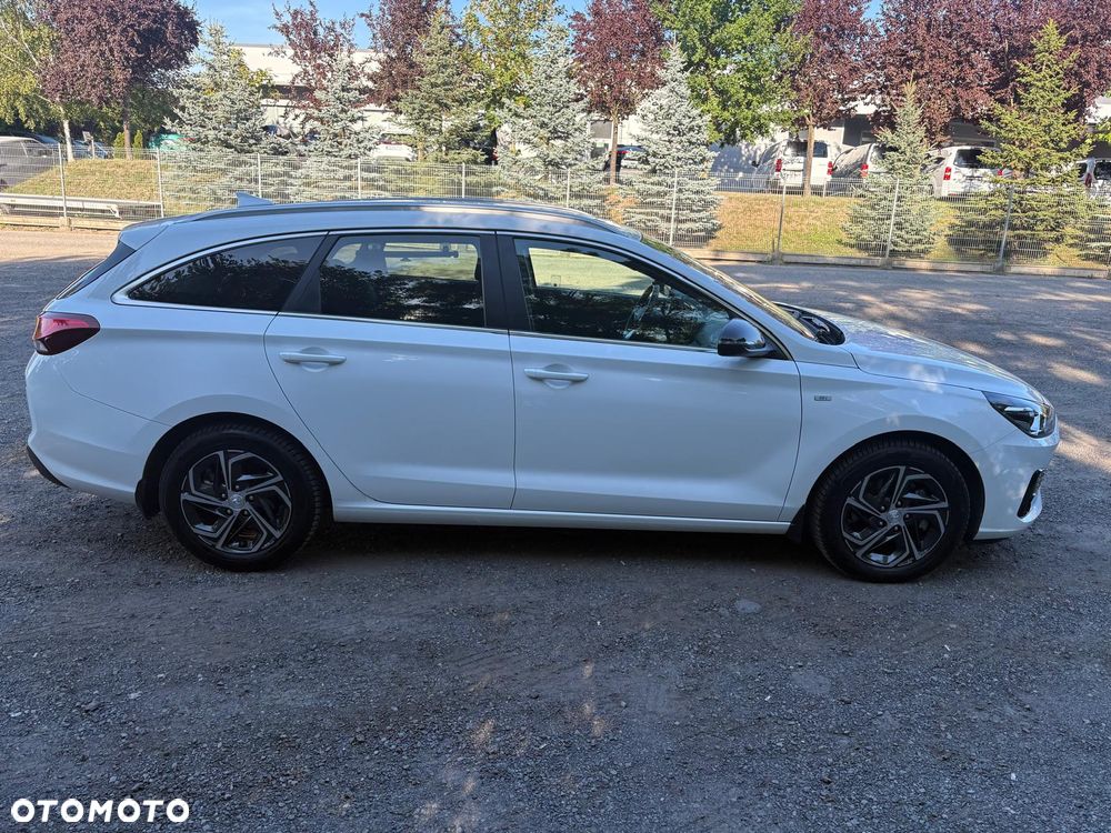 Hyundai i30 1.5 T-GDI 48V Smart - 2