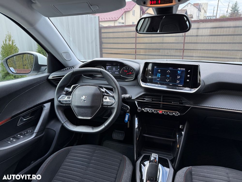 Peugeot 2008 PureTech 130 EAT8 Active - 20