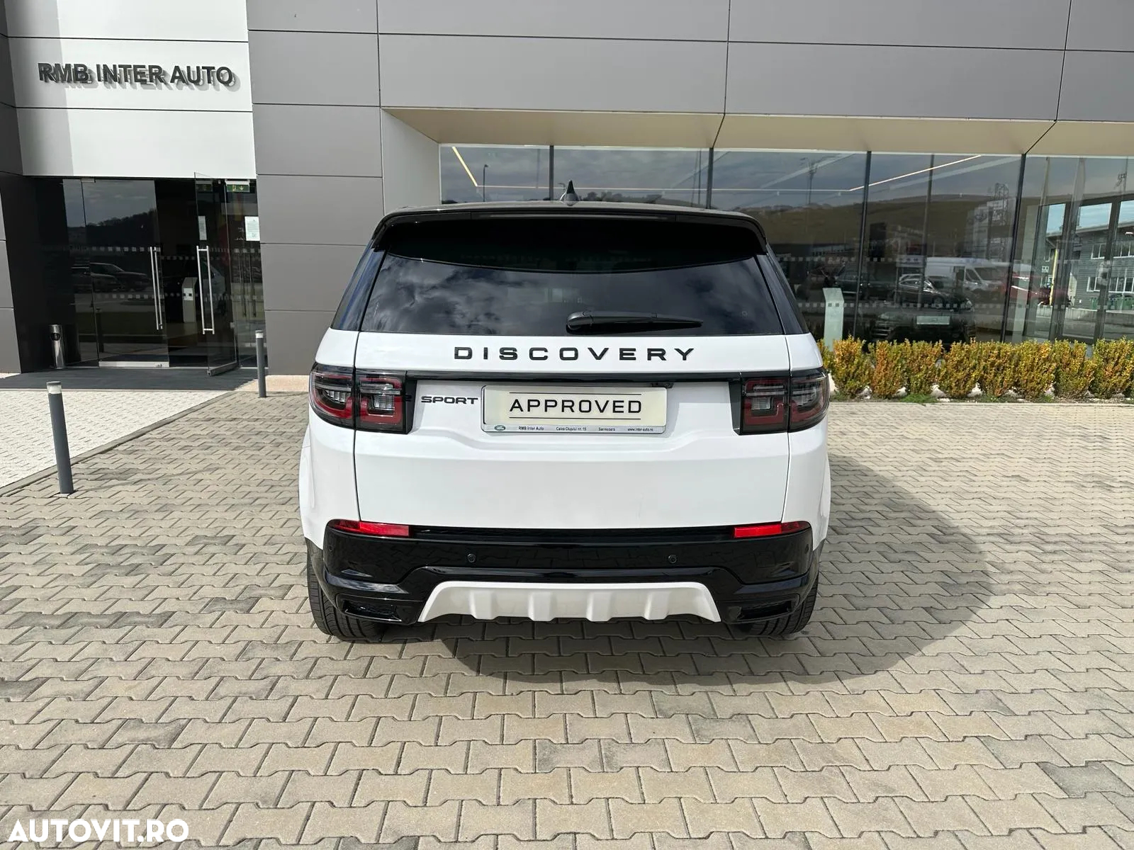 Land Rover Discovery Sport 1.5 P300e R-Dynamic PHEV SE - 8