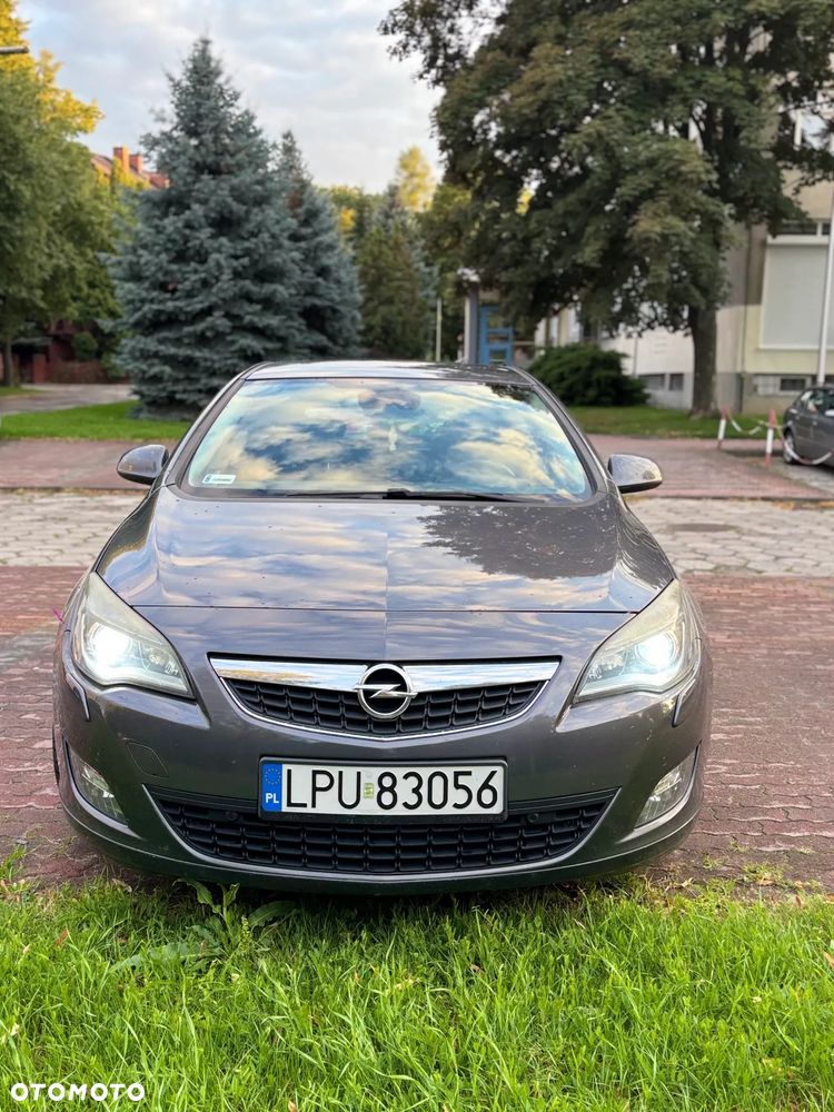 Opel Astra 1.6 T Sport - 11