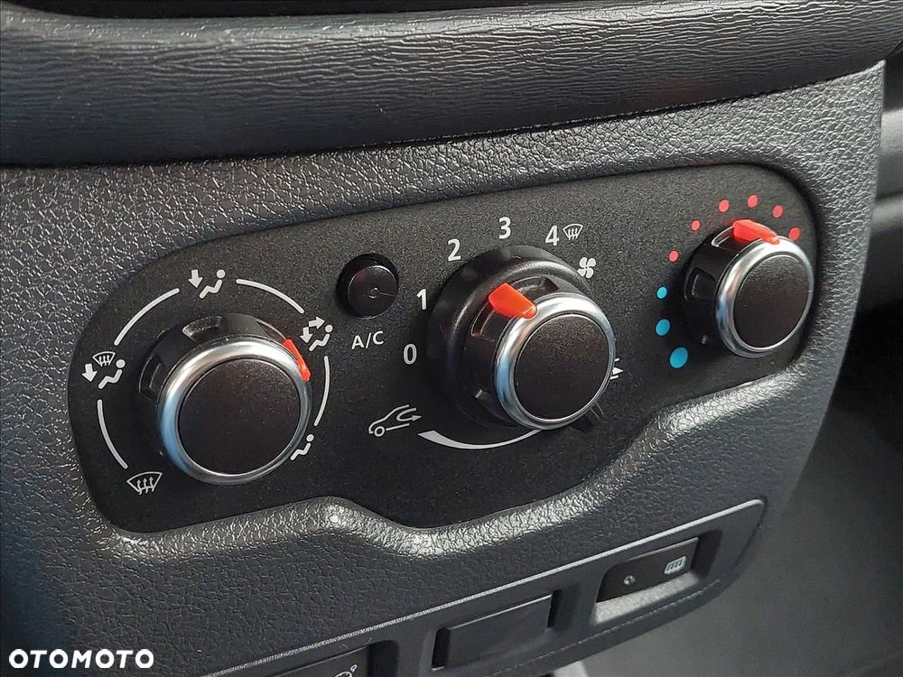 Dacia Lodgy 1.5 Blue dCi Laureate S&S EU6d - 16