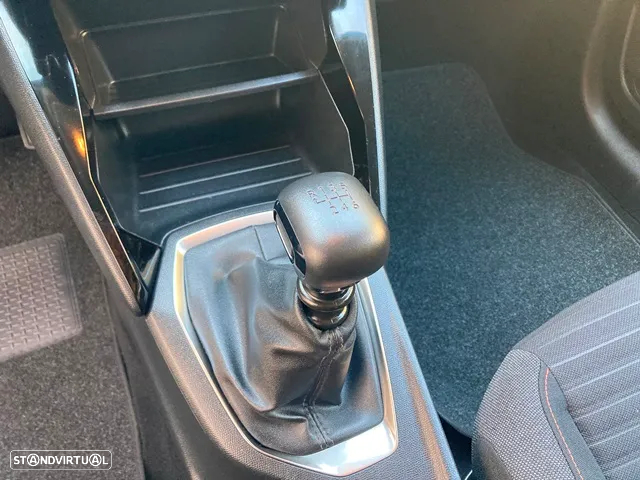Peugeot 208 1.2 PureTech Allure - 24