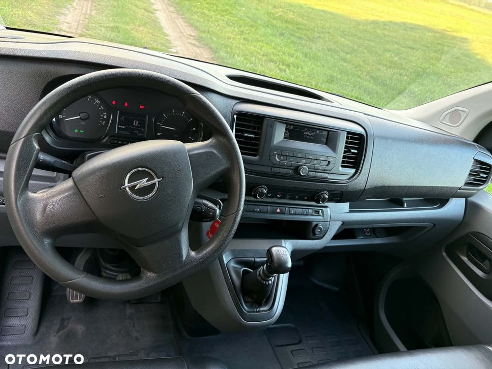 Opel Vivaro - 16
