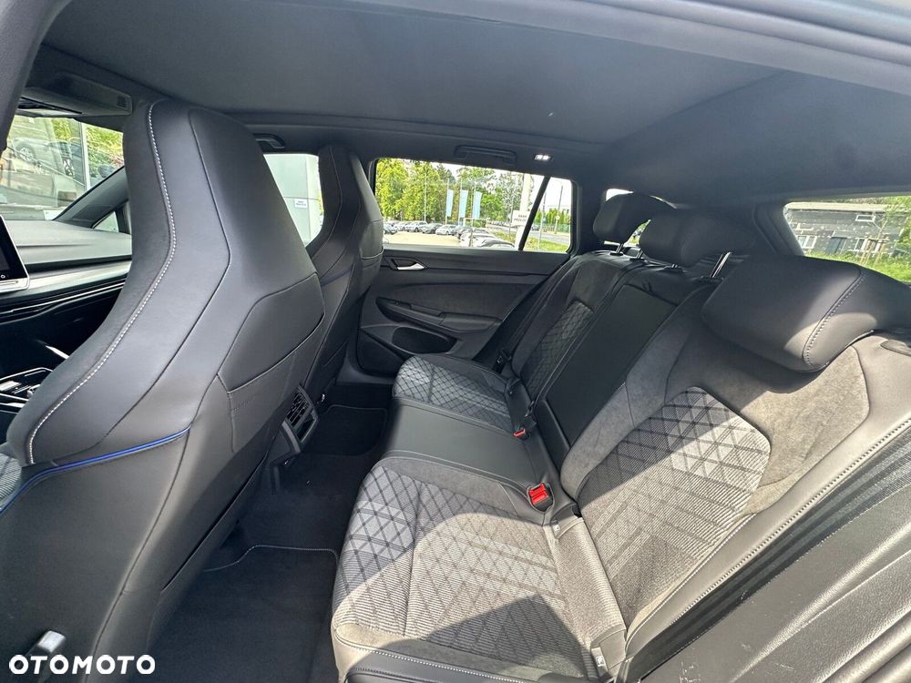 Volkswagen Golf Variant 2.0 TDI R-Line Plus DSG - 25