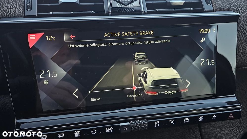 DS Automobiles DS 7 Crossback 1.6 PureTech Performance Line + - 32