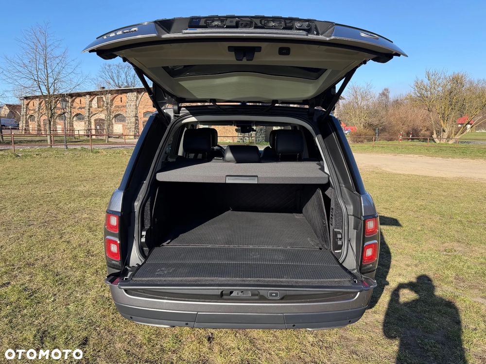 Land Rover Range Rover P400 Vogue - 6