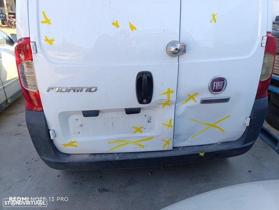 PARA-CHOQUES TRASEIRO FIAT III FIORINO 225 - 1