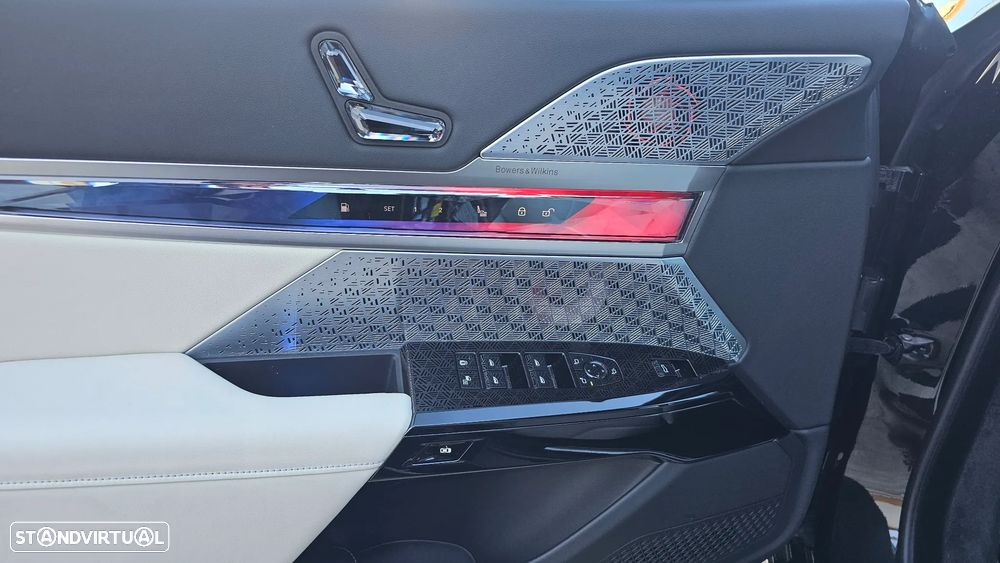 BMW 760 M760e xDrive - 12
