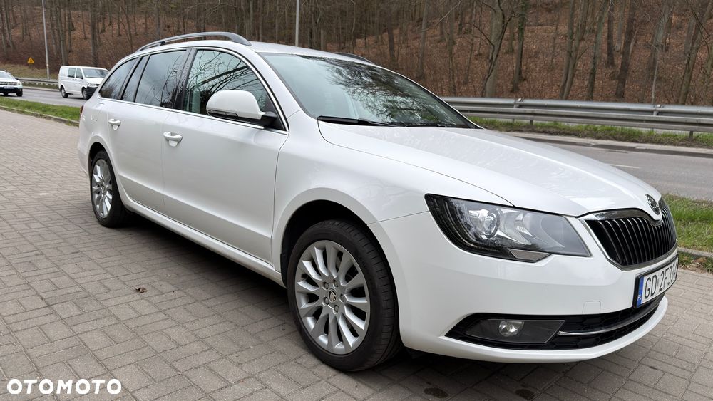 Skoda Superb 2.0 TDI Green tec Ambition - 4