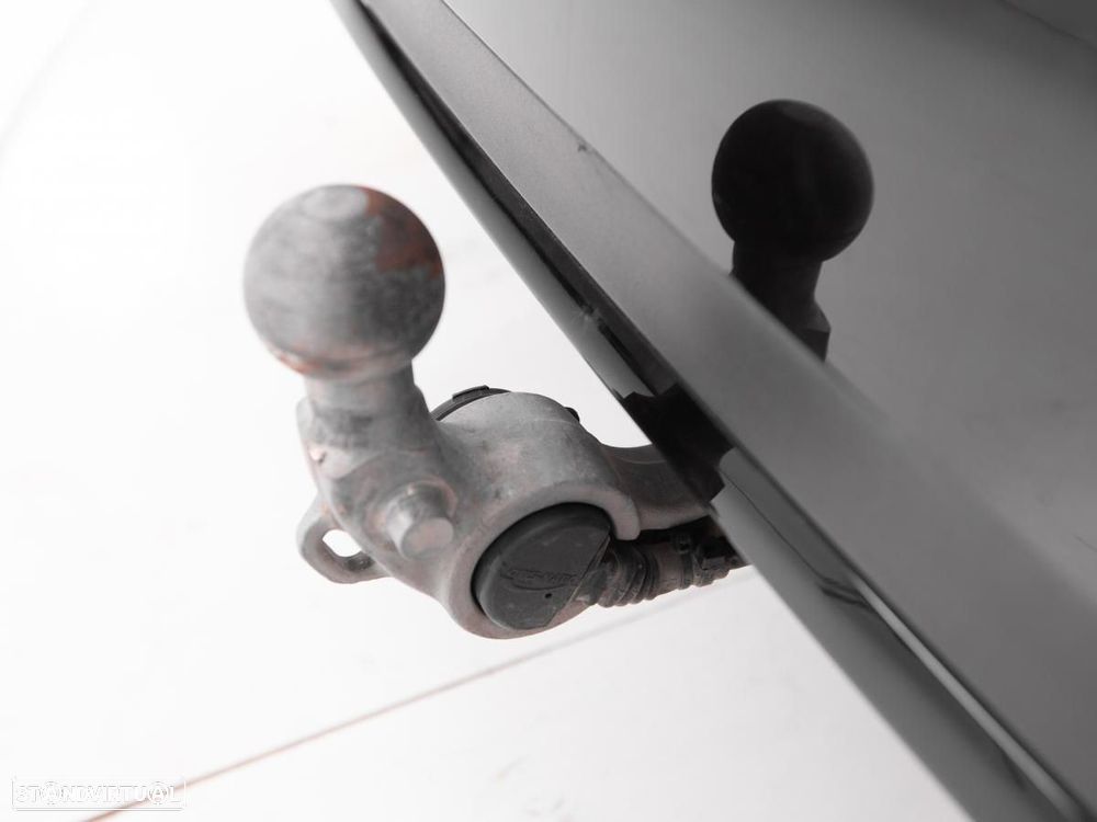 Mercedes-Benz E 300 de 9G-TRONIC AMG Line - 18