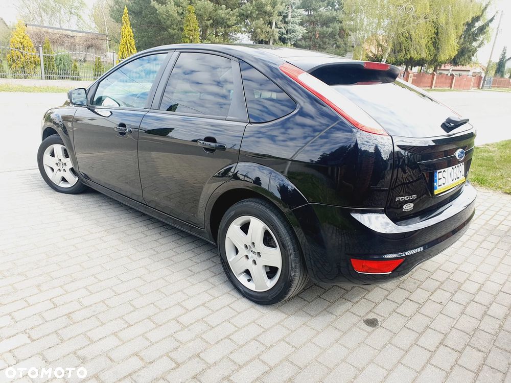 Ford Focus 1.8 Style - 18