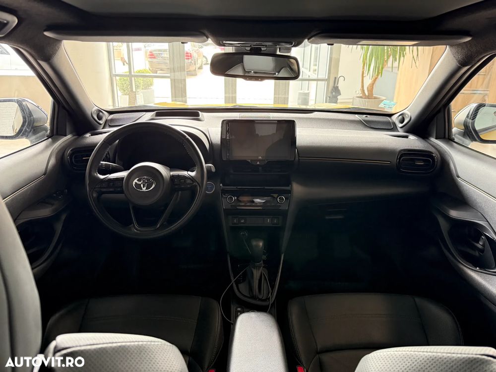 Toyota Yaris 1.5 130 CP HEV Premiere Edition - 17