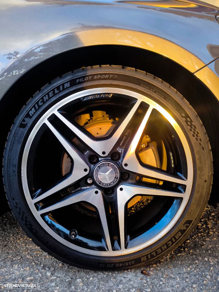 Mercedes-Benz A 200 CDI 7G-DCT AMG Line - 18