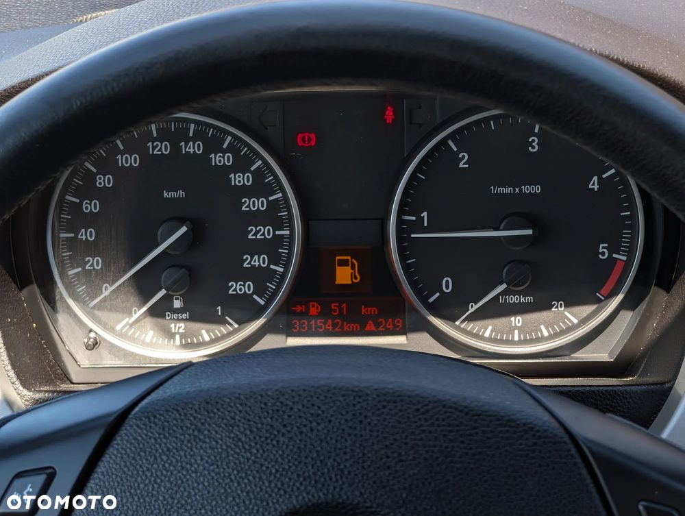 BMW Seria 3 320d Sport Line - 29