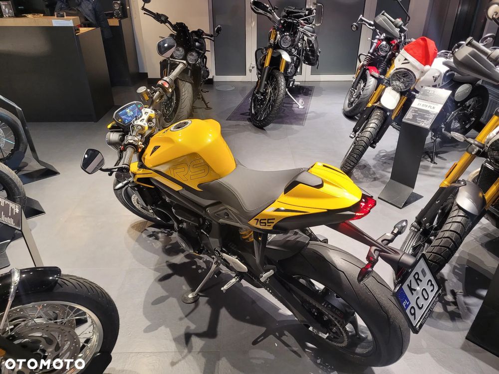 Triumph Street Triple - 5