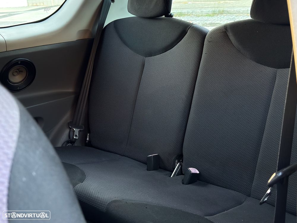 Toyota Aygo 1.0 + AC - 8