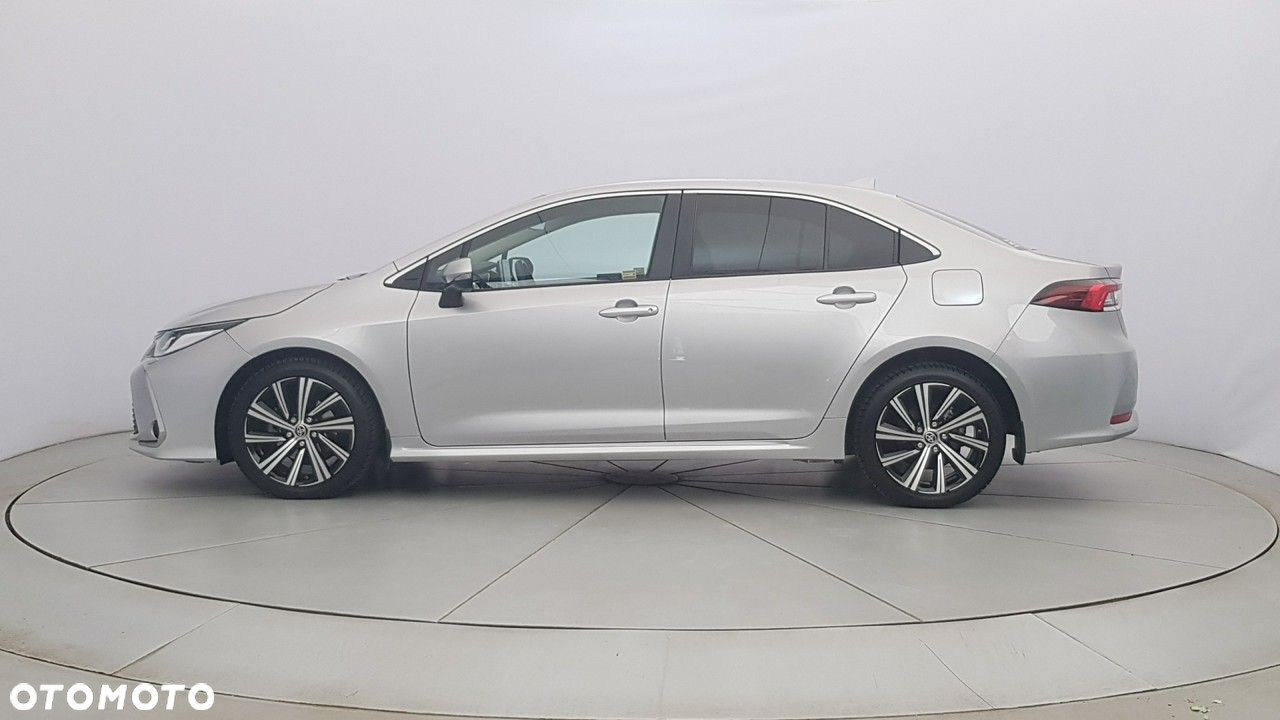 Toyota Corolla - 4