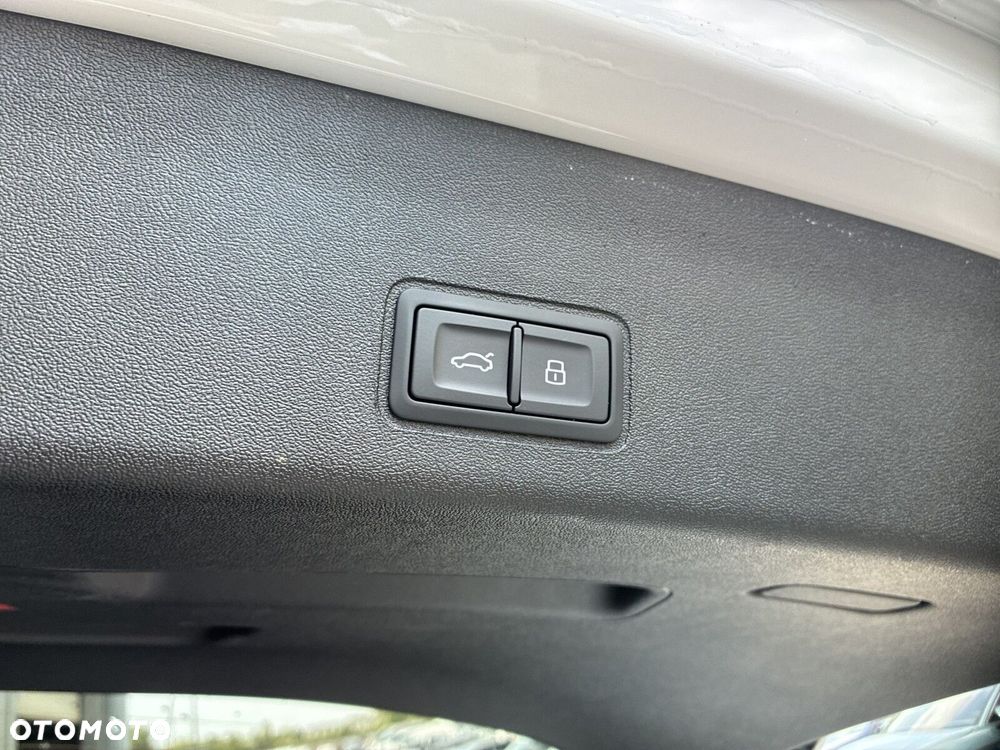 Audi Q3 35 TFSI S tronic - 14