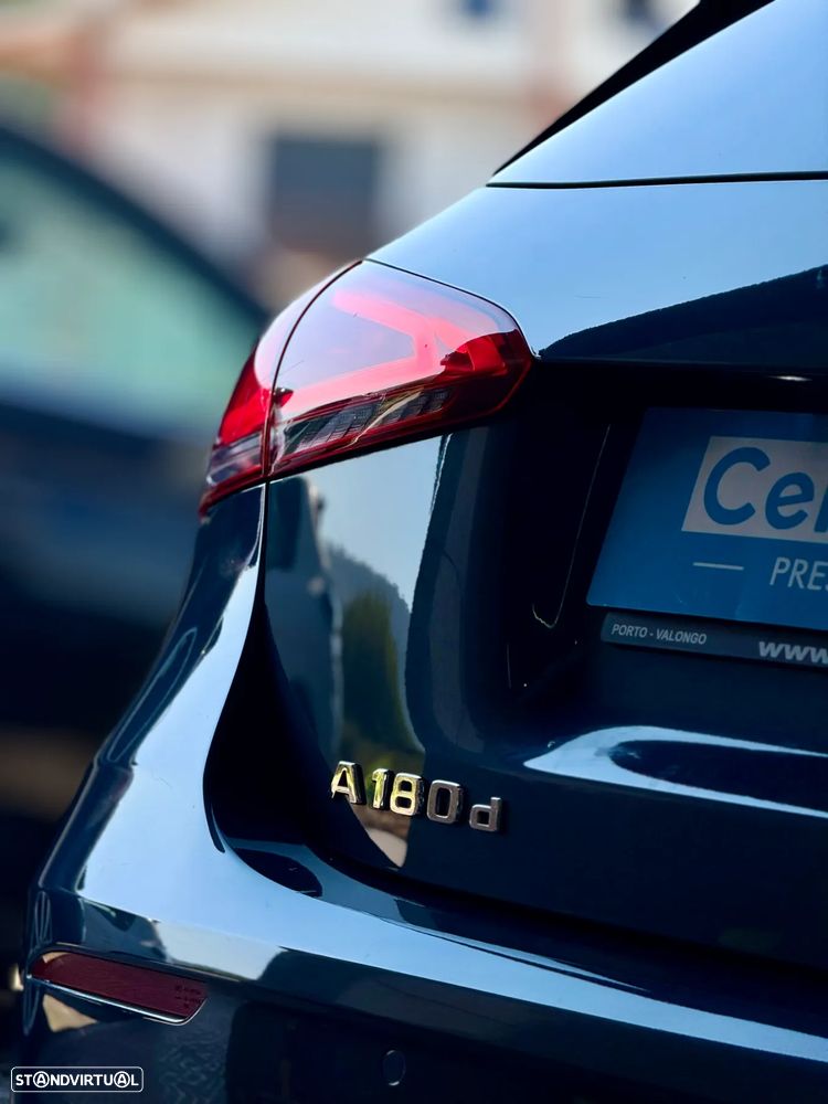 Mercedes-Benz A 180 d AMG Line Aut. - 31