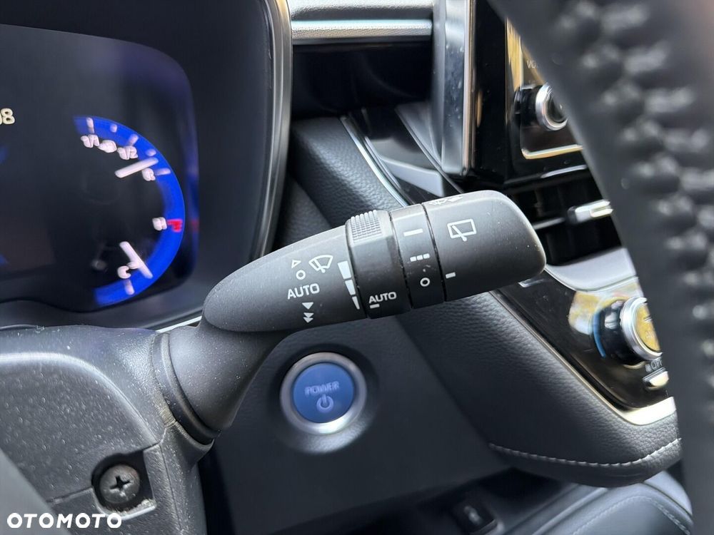 Toyota Corolla 1.8 Hybrid Comfort - 28