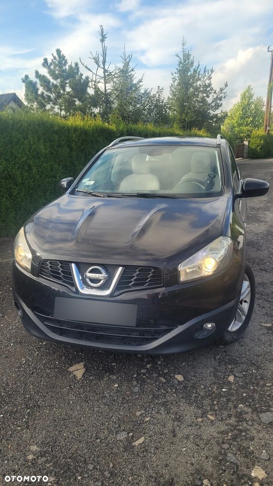 Nissan Qashqai 2.0 dCi DPF 4x4 tekna - 1