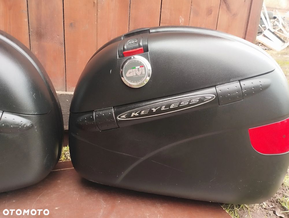kufry boczne GIVI Keyless E41 Monokey Honda Yamaha Suzuki Kawasaki - 3