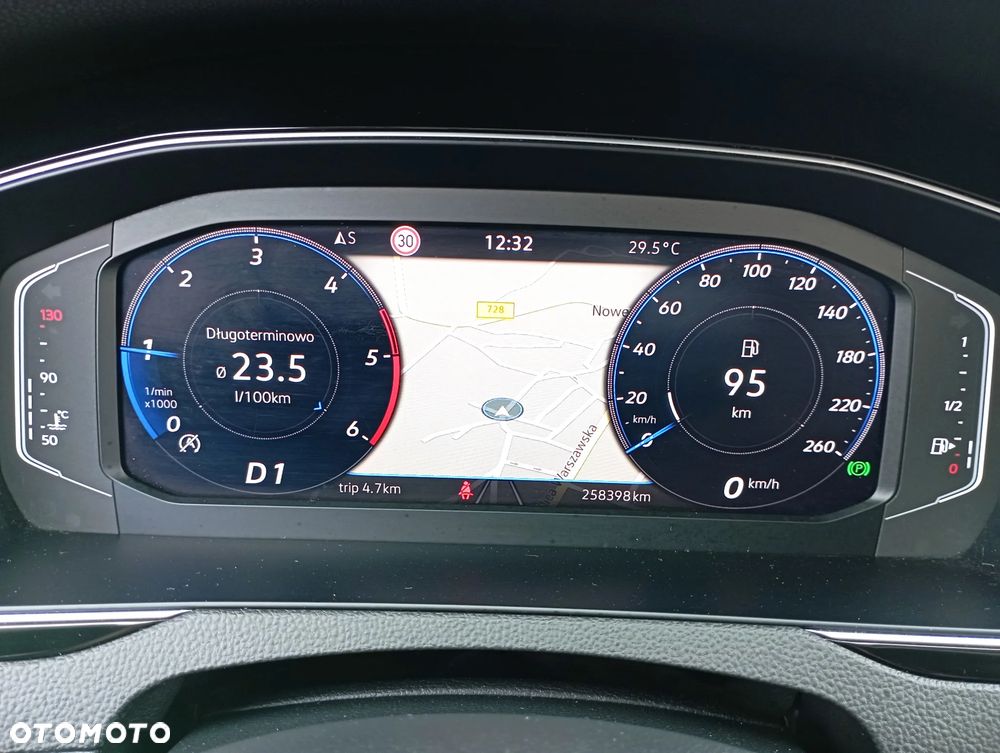 Volkswagen Passat Variant 2.0 TDI EVO Business DSG - 16
