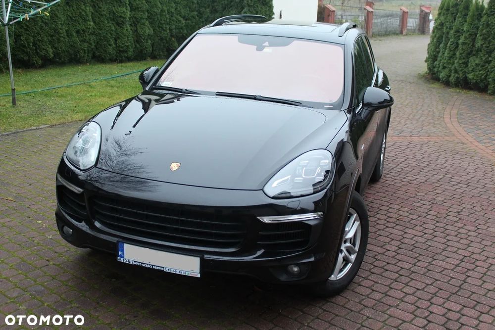 Porsche Cayenne S Diesel Platinum Edition - 3