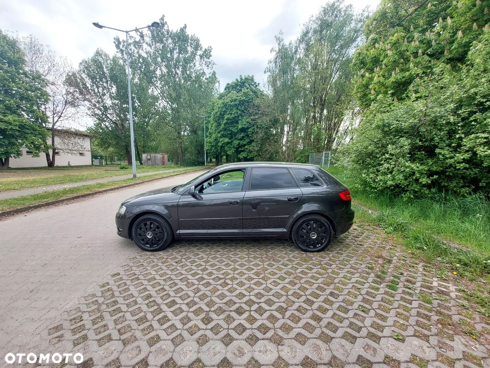 Audi A3 Sportback - 10