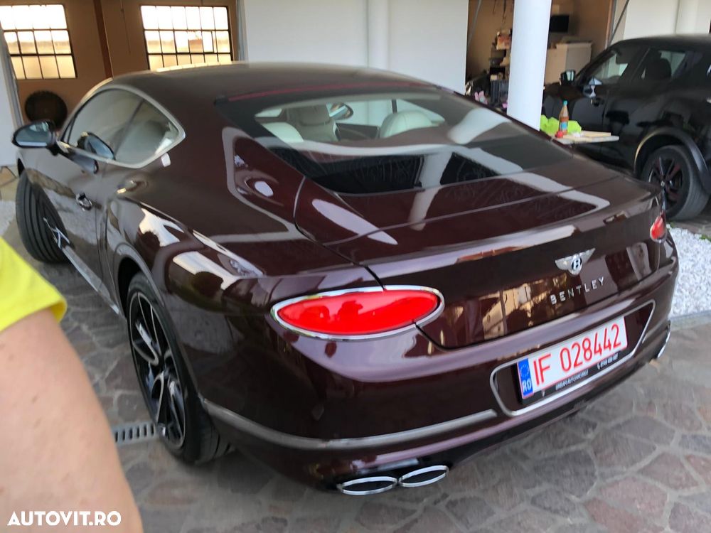 Bentley Continental W12 - 7