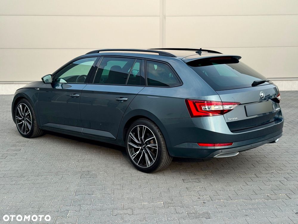 Skoda Superb 2.0 TDI DSG Sportline - 13