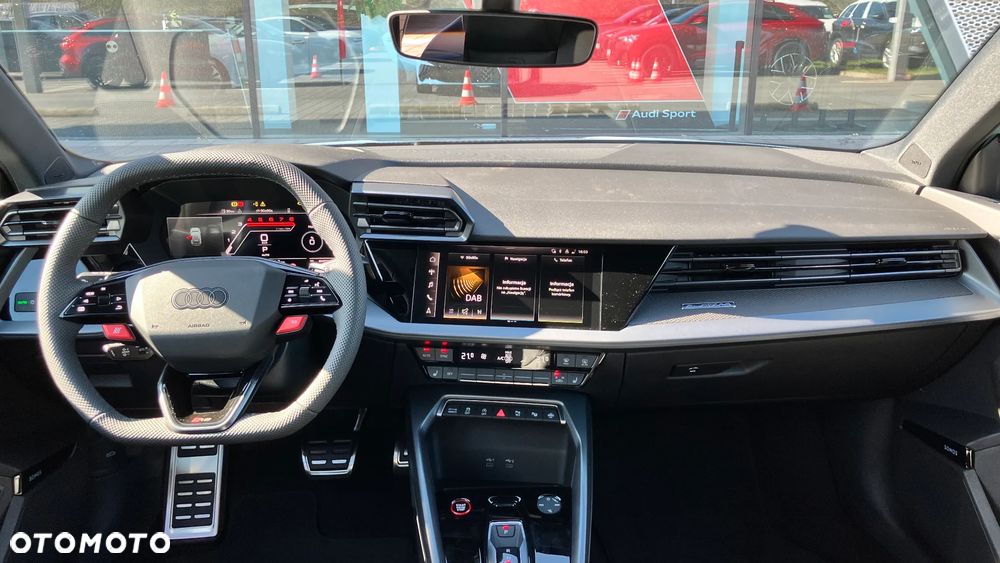 Audi RS3 Sportback - 18