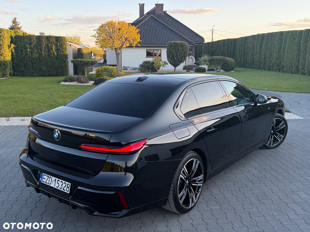 BMW Seria 7 740d xDrive mHEV sport - 3